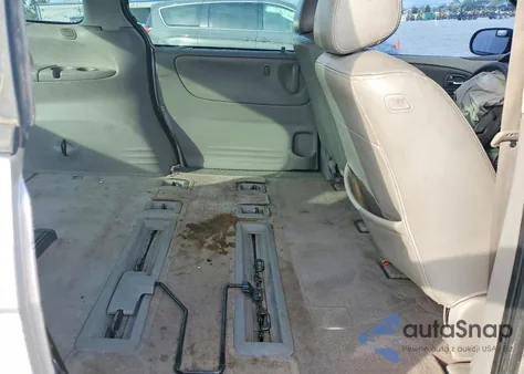 2000 Mazda Mpv Wagon z USA, uszkodzony, nr VIN JM3LW28G2Y0105666